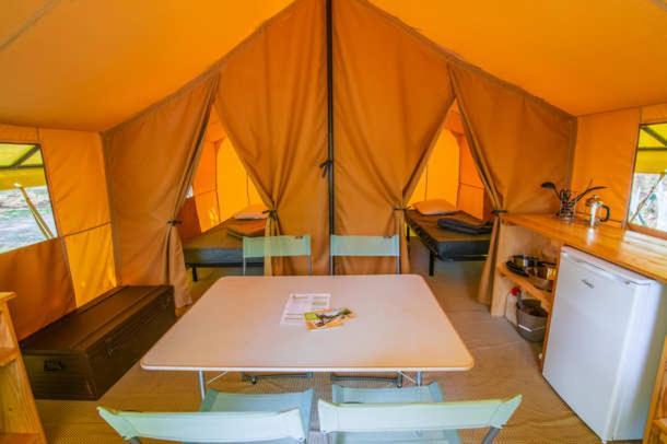 Camping Onlycamp Les Tuilleres Vercheny Экстерьер фото